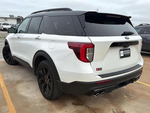 Star White 2023 Ford Explorer ST
