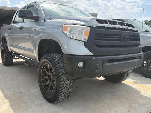 2016 Toyota Tundra SR5