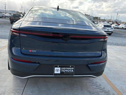 2026 Toyota Crown NIGHTSHADE