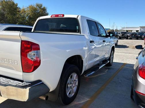2015 Toyota Tundra SR5