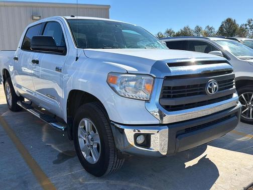 2015 Toyota Tundra SR5