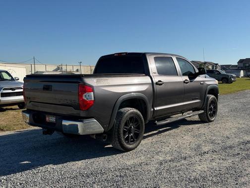 Magnetic Gray Metallic 2017 Toyota Tundra SR5
