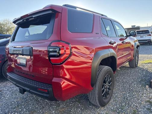 2026 Toyota 4Runner SR5