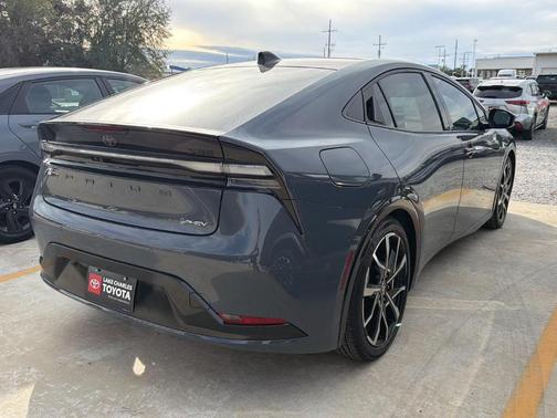 2025 Toyota Prius Plug-In Hybrid XSE