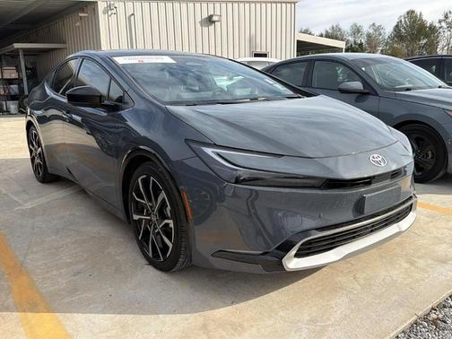 2025 Toyota Prius Plug-In Hybrid XSE