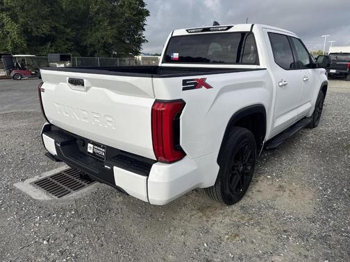 Ice 2026 Toyota Tundra SR5