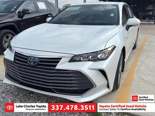 2020 Toyota Avalon Hybrid XLE