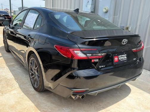 Midnight Black Metallic 2025 Toyota Camry SE