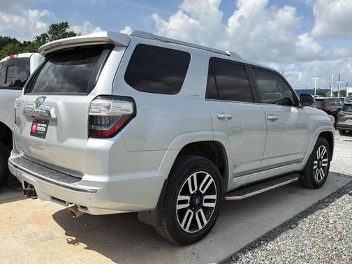 Barcelona Red Metallic 2017 Toyota 4Runner TRD Off Road Premium