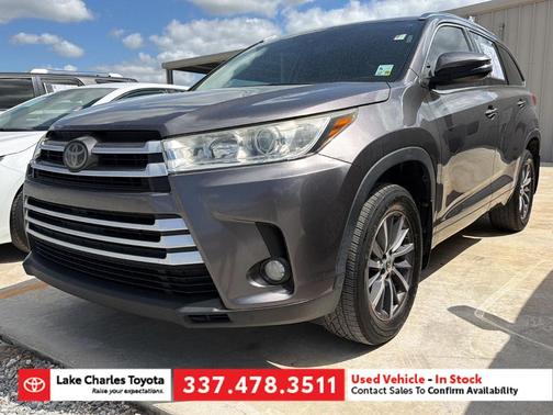 Predawn Gray Mica 2018 Toyota Highlander XLE