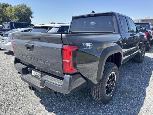 2025 Toyota Tacoma Hybrid TRD Off Road