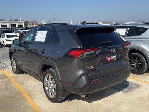 2024 Toyota RAV4 XLE Premium