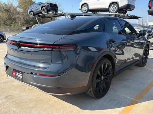 2026 Toyota Crown NIGHTSHADE