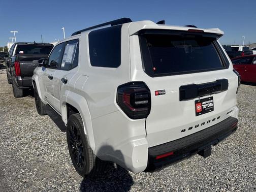 2026 Toyota 4Runner Hybrid Platinum