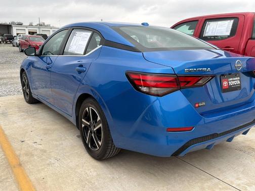 2025 Nissan Sentra SV