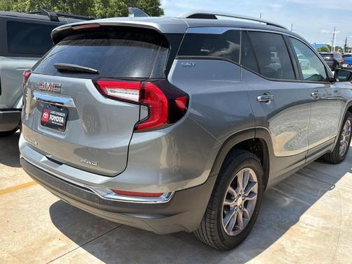 Sterling 2023 GMC Terrain SLT