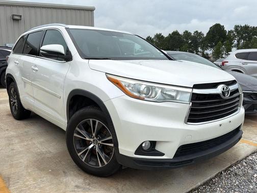 Blizzard Pearl 2016 Toyota Highlander XLE