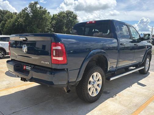 Patriot Blue Pearlcoat 2021 RAM 2500 Laramie