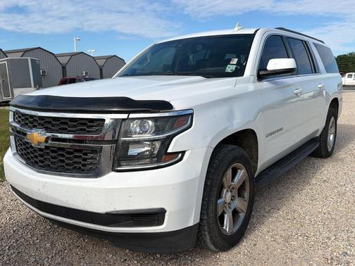 2017 Chevrolet Suburban LT