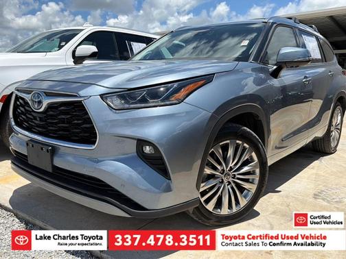 Moon Dust 2023 Toyota Highlander Hybrid Platinum