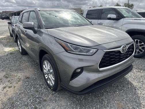 2026 Toyota Highlander Hybrid Limited