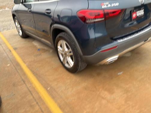 2021 Mercedes-Benz GLA 250 Base