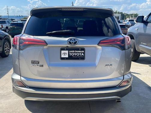 2018 Toyota RAV4 Adventure