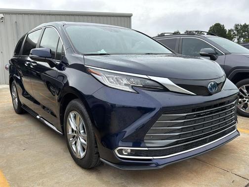 Blueprint 2022 Toyota Sienna Limited