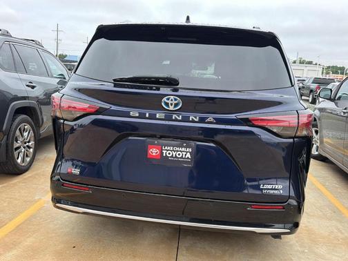 Blueprint 2022 Toyota Sienna Limited