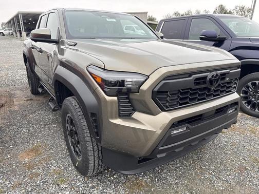 2026 Toyota Tacoma Hybrid TRD Off Road