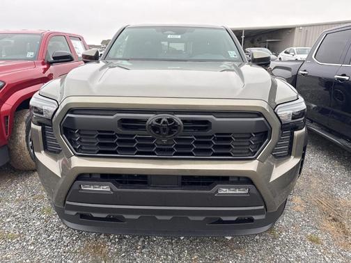 2026 Toyota Tacoma Hybrid TRD Off Road