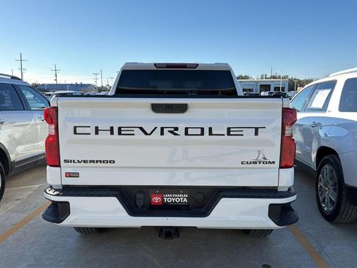 2023 Chevrolet Silverado 1500 Custom