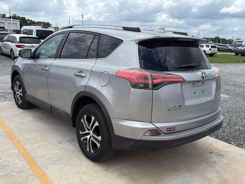 Silver Sky Metallic 2017 Toyota RAV4 LE