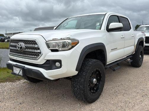 Super White 2016 Toyota Tacoma TRD Off Road