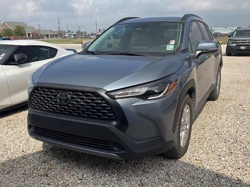 2023 Toyota Corolla Cross LE