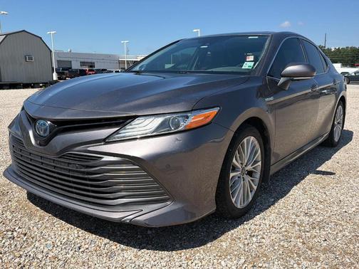 Predawn Gray Mica 2020 Toyota Camry Hybrid XLE