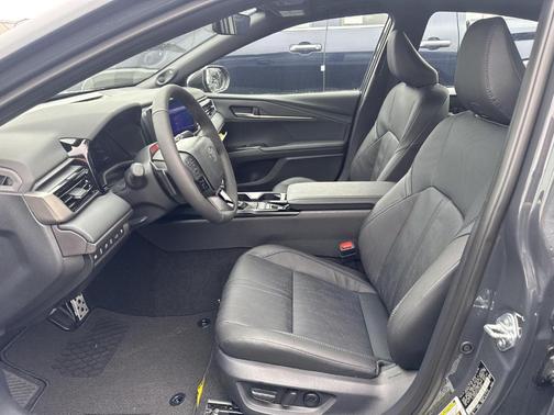 UNDERGROUND 2026 Toyota Camry XSE
