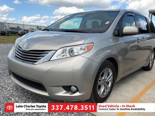 2016 Toyota Sienna XLE