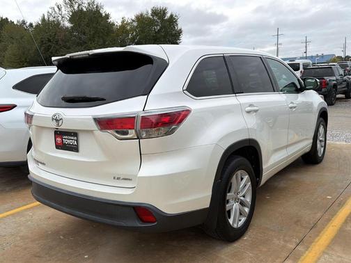 2015 Toyota Highlander LE Plus