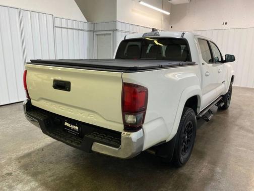 2022 Toyota Tacoma SR5