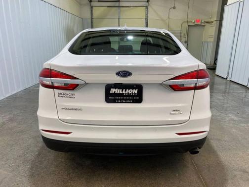 2020 Ford Fusion SE 4dr Sedan