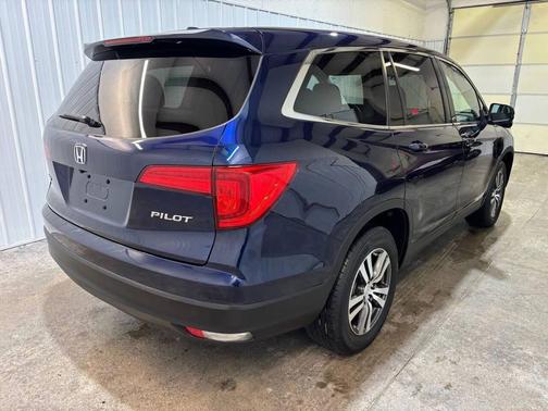 2017 Honda Pilot EX