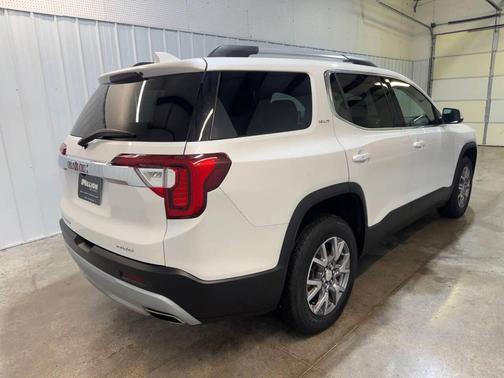 2021 GMC Acadia AWD SLT