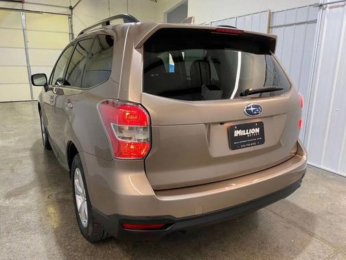 2016 Subaru Forester 2.5i Limited