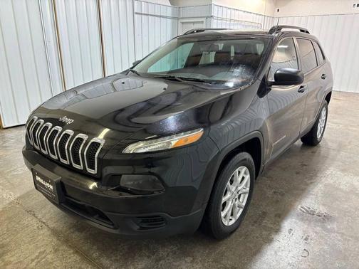 2017 Jeep Cherokee Sport