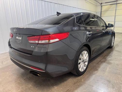2017 Kia Optima EX