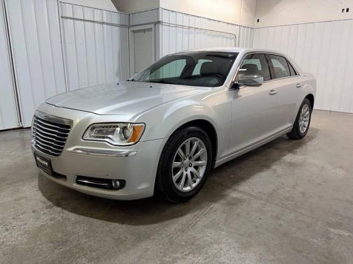 2012 Chrysler 300 Limited