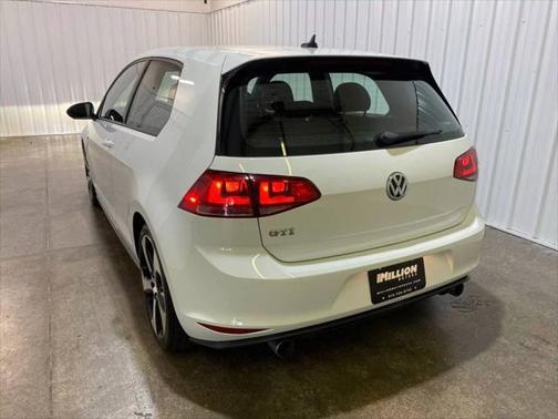 2015 Volkswagen Golf GTI 2.0T S 4-Door