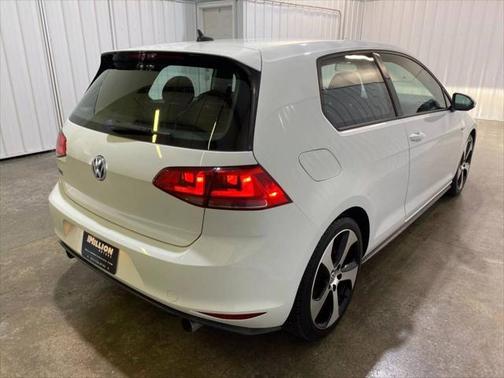2015 Volkswagen Golf GTI 2.0T S 4-Door