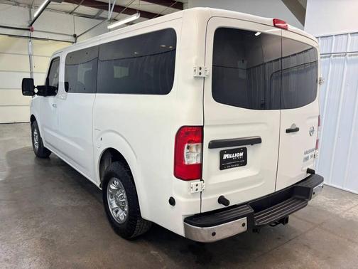 2016 Nissan NV Passenger NV3500 HD SL V8